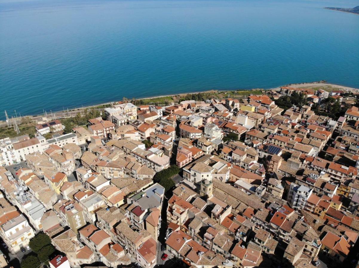 Case Vacanza Le Casette Santo Stefano di Camastra Kültér fotó